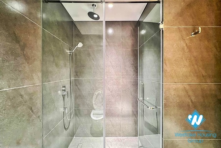 Beautifull 03 bedrooms apartment for rent in Dang Thai Mai st, Tay Ho District